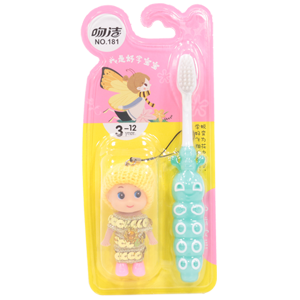 Зубная щетка №532 детская с игрушкой кукла